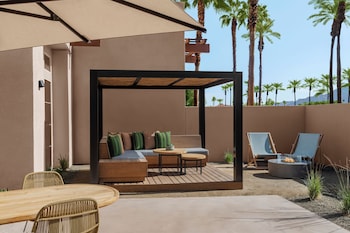 Premium Villa (Two Bedrooms Outdoor Terrace)