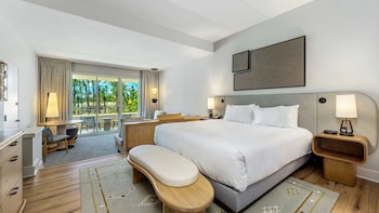 Room, 1 King Bed, Pool View