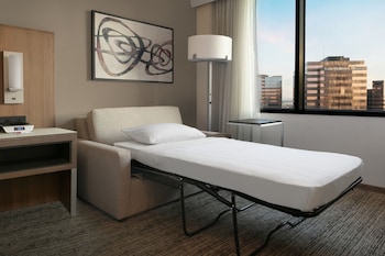 Deluxe Room, 1 King Bed with Sofa bed