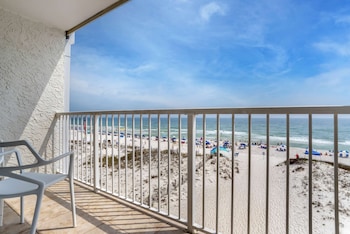 Standard Room, 1 King Bed, Non Smoking, Oceanfront