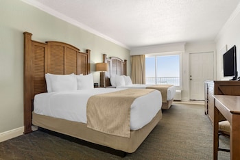 Standard Room, 2 Queen Beds, Non Smoking, Kitchenette