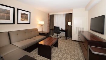 Two Room Suite, 2 Double Beds with Sofa Bed, Non Smoking