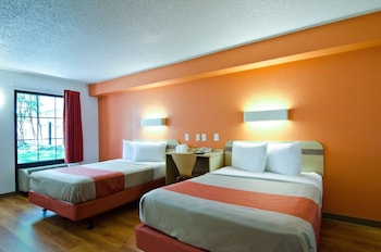 Standard Room, 2 Double Beds, Non Smoking