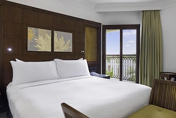 Suite (Nile)