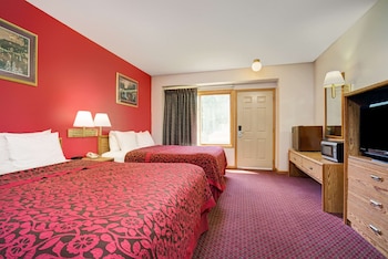 Room, 2 Queen Beds, Smoking