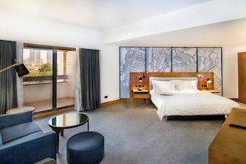 Junior Suite, 1 King Bed, Resort View