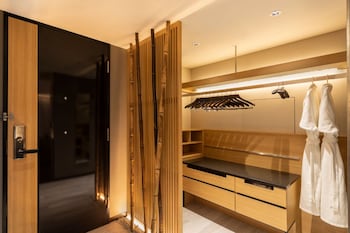 The Main Shin-Edo Suite with Cypress Bath, Non-Smoking