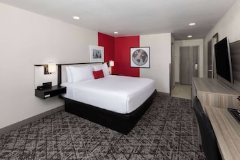Standard Room, 1 King Bed, Non Smoking