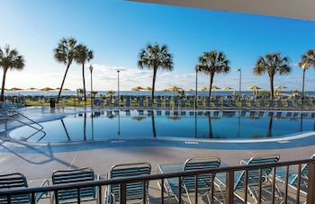 Standard Room, 2 Queen Beds, Balcony, Pool View