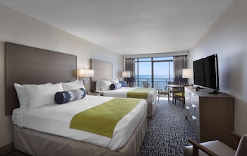 Standard Room, 2 Queen Beds, Balcony, Oceanfront