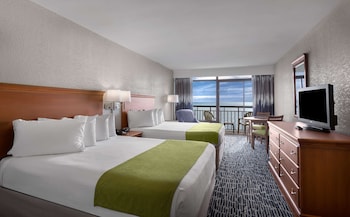 Standard Room, 2 Queen Beds, Balcony, Oceanfront