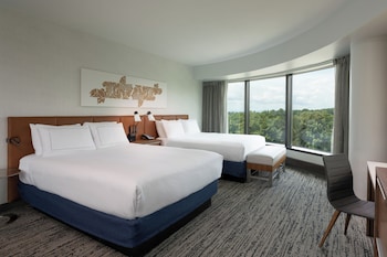 Room, 2 Queen Beds, Non Smoking (Panoramic)