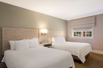 Standard Room, 2 Queen Beds, Non Smoking, Refrigerator & Microwave