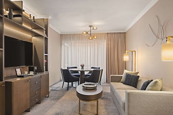 Junior Suite, 1 King Bed