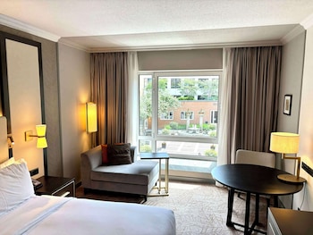 Room, 2 Twin Beds, Non Smoking, Courtyard View