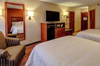 Room, 2 Queen Beds, Accessible, Non Smoking
