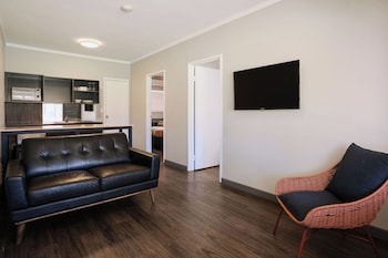 2 Bedroom Family Room