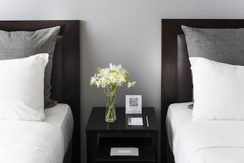 Standard Double Room, 2 Queen Beds