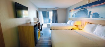 Room, 2 Double Beds, Smoking