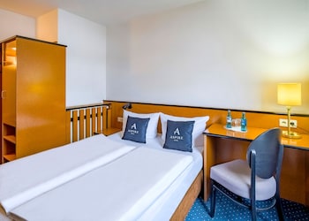 Standard Room, 2 Twin Beds