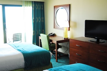 Standard Room, 2 Queen Beds, Accessible (Mobility)