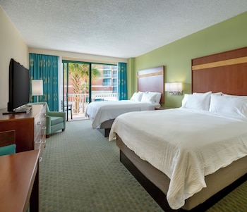 Standard Room, 2 Queen Beds, Pool View