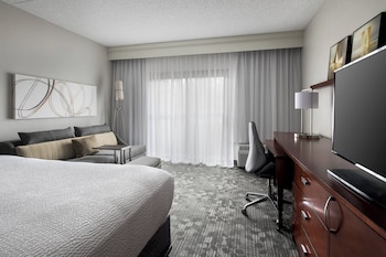 Room, 1 King Bed with Sofa bed