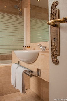 Double Deluxe Room - side street view