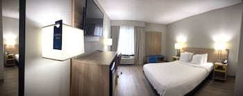 Room, 1 Queen Bed, Mobility Accessible, Non Smoking