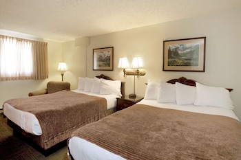 Standard Room, 2 Queen Beds, Non Smoking, Refrigerator & Microwave