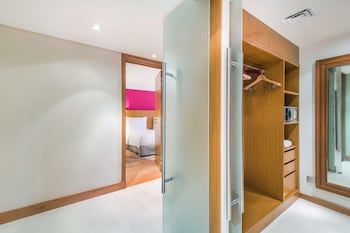 Suite, 2 Bedrooms (Lounge Access)