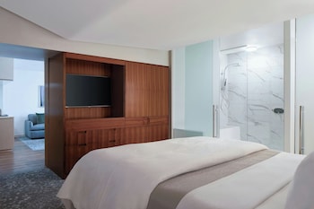 Club Suite, 1 Double Bed, Corner