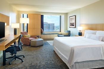 Traditional Room, 1 King Bed