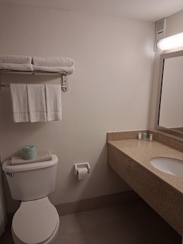 Standard Room, 2 Queen Beds
