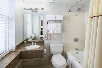 Standard Room, 2 Queen Beds, City View