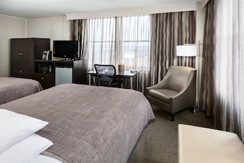 Standard Room, 2 Queen Beds, City View