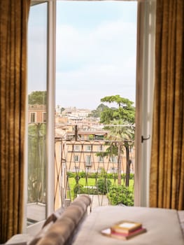 Classic Room, Balcony