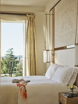 Room, Balcony (Prestige)