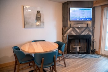 Studio Condo
