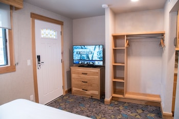 Studio Condo