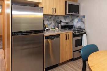 Condo, 1 Queen Bed with Sofa bed