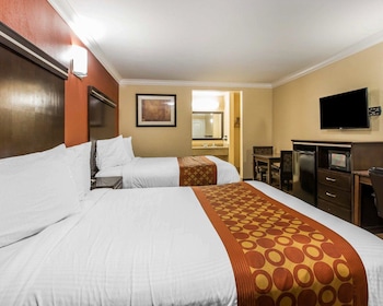 Room, 2 Queen Beds, Accessible, Non Smoking