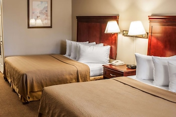 Room, 2 Queen Beds, Non Smoking (Upgrade)