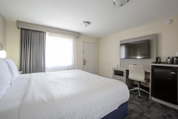 King Room with 2 King Beds