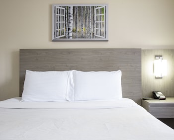 King Room with 2 King Beds