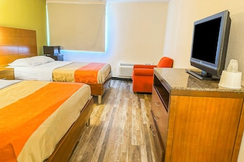 Room, 2 Double Beds, Smoking