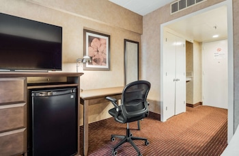 Standard Room, 2 Queen Beds, Non Smoking, Tower