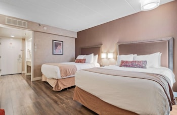 Standard Room, 2 Queen Beds, Non Smoking, Refrigerator