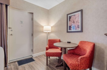 Standard Room, 2 Queen Beds, Non Smoking, Refrigerator