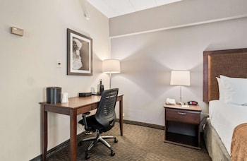 Standard Room, 1 King Bed, Balcony, Tower